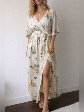 Baltic Born Adrianna Kimono‎ Maxi Dress XS Ivory Floral Wrap Wedding Guest